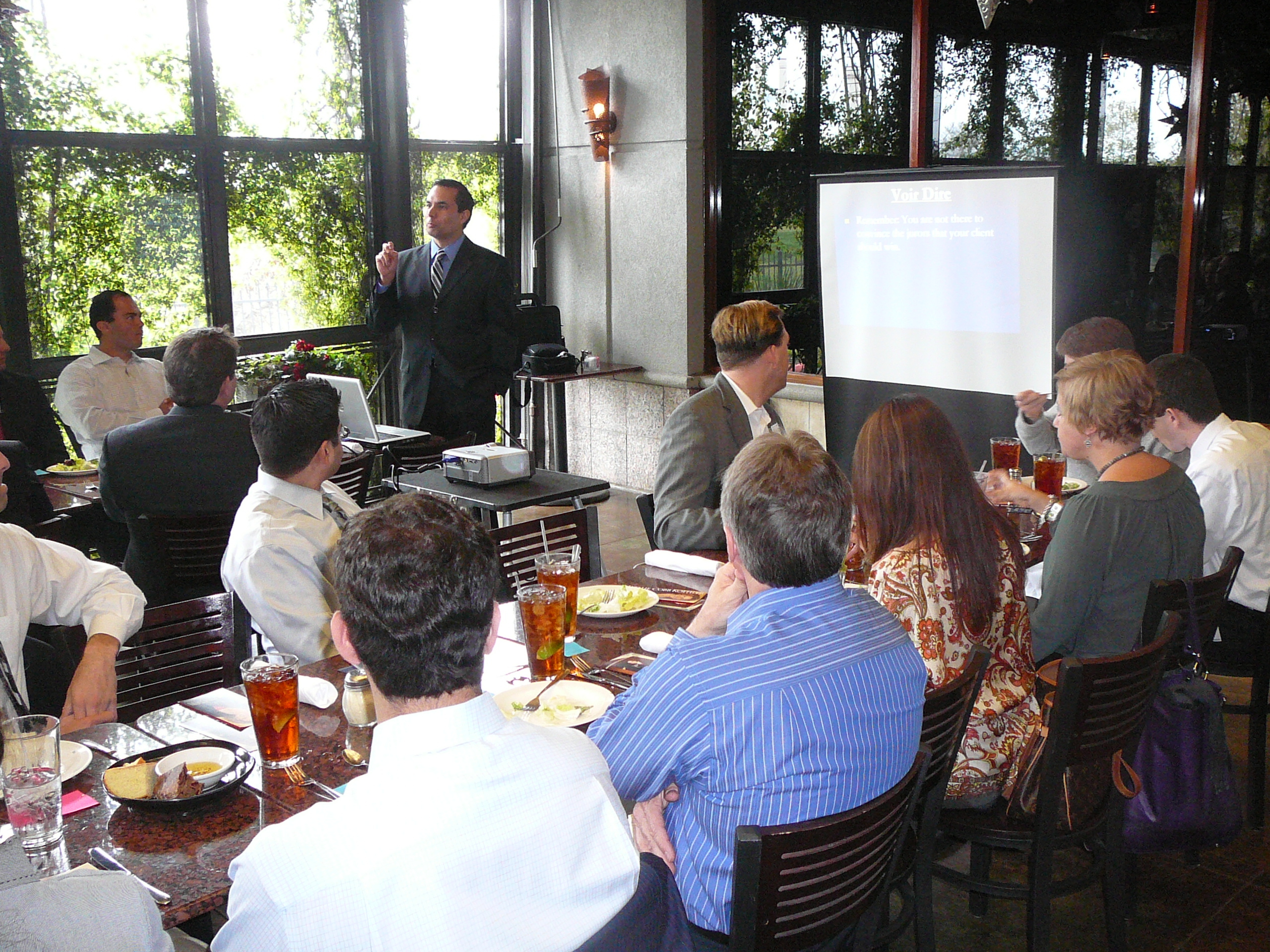 Attorney Roberto Rios presents at SAYLA Luncheon